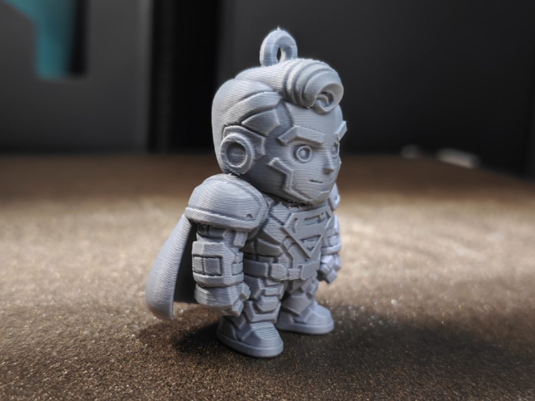 #395 Keychain Mecha Superman — vue 1