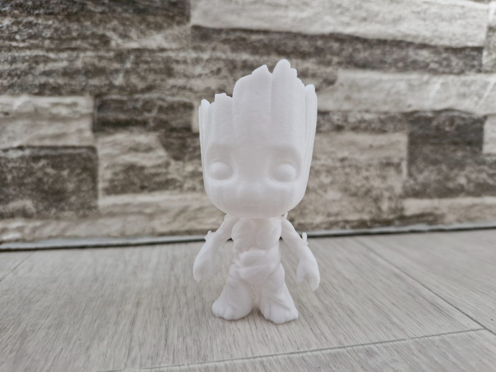 3D Printed Baby Groot Figure — vue 1