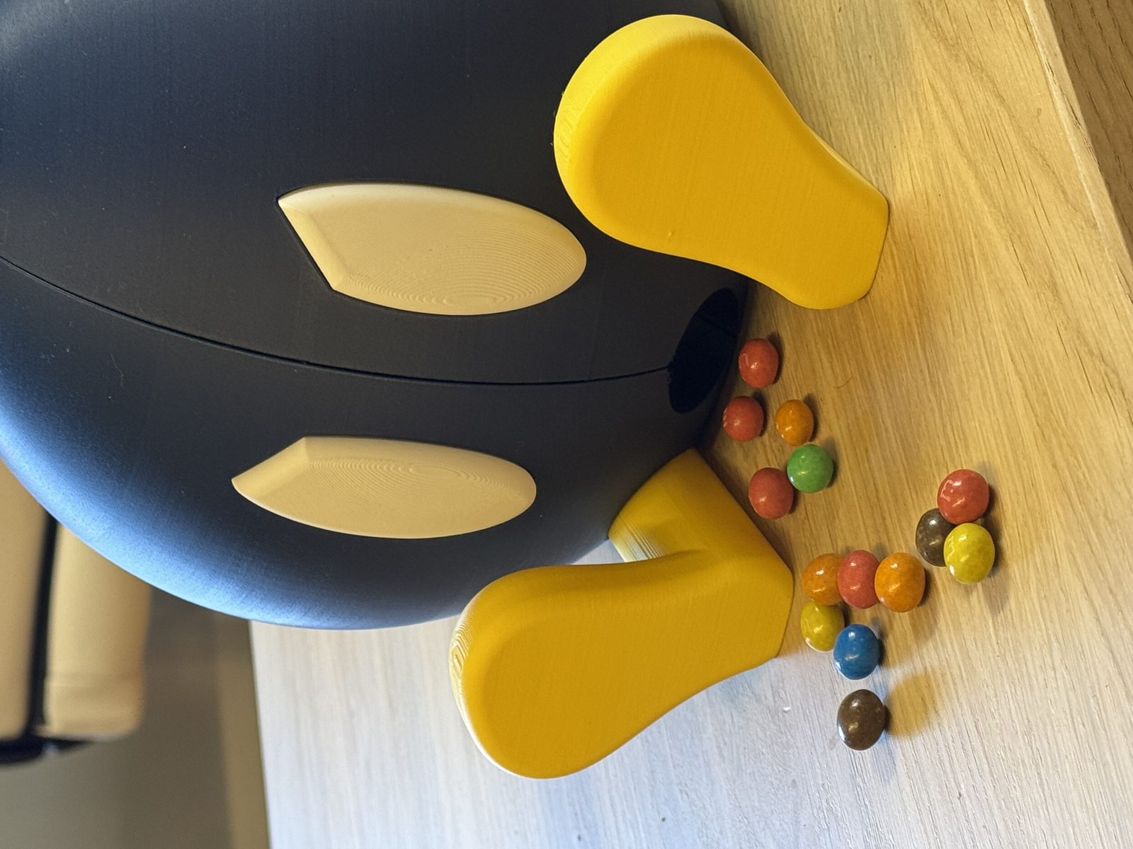 #400 Bob-omb Candy Dispenser — vue 3
