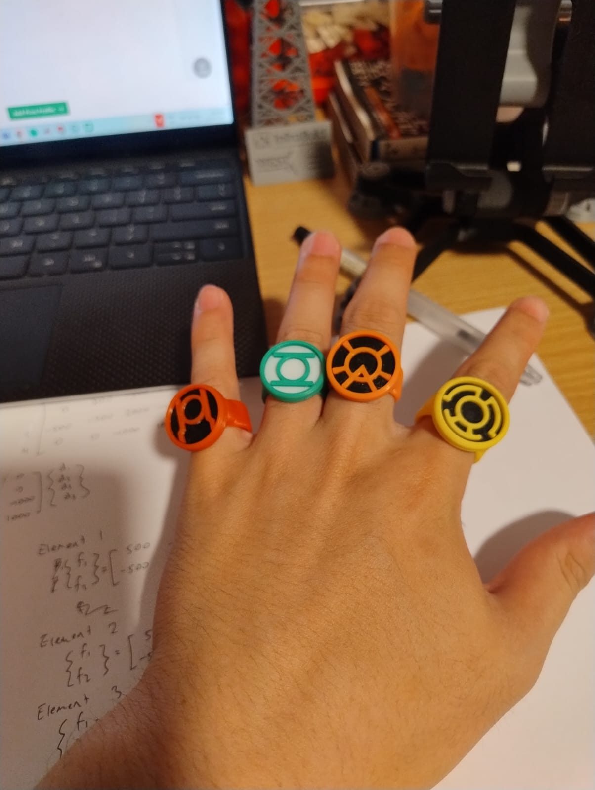 #402 Green Lantern Ring — vue 3