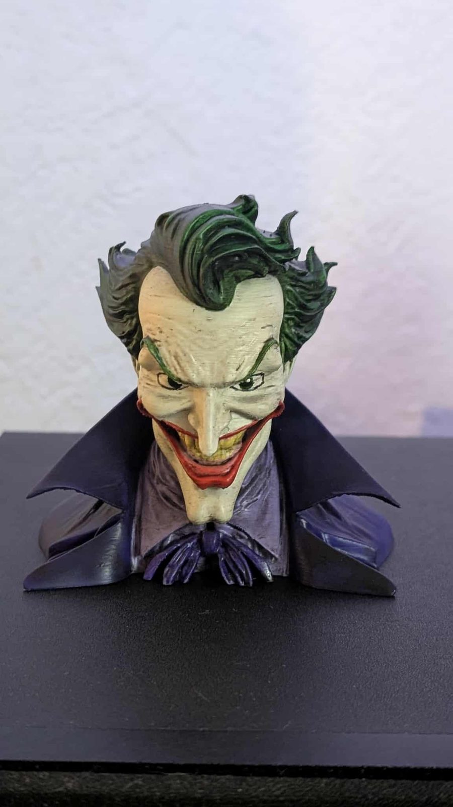 #403 Joker Bust — vue 3