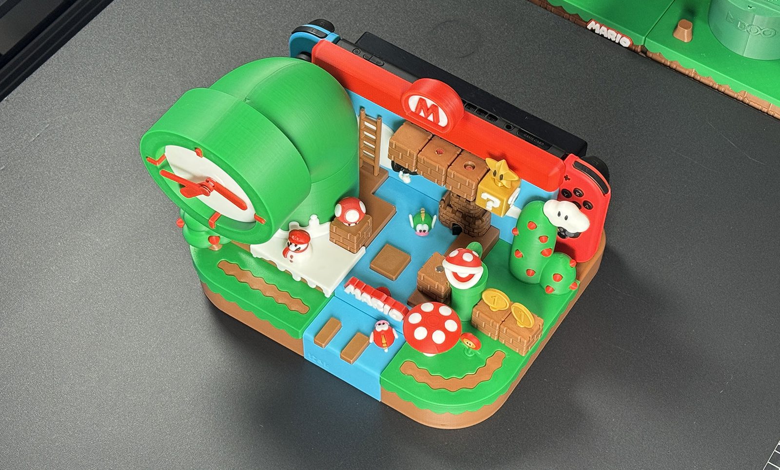 #409 Switch Mario creative clock base Panoramic version — vue 9