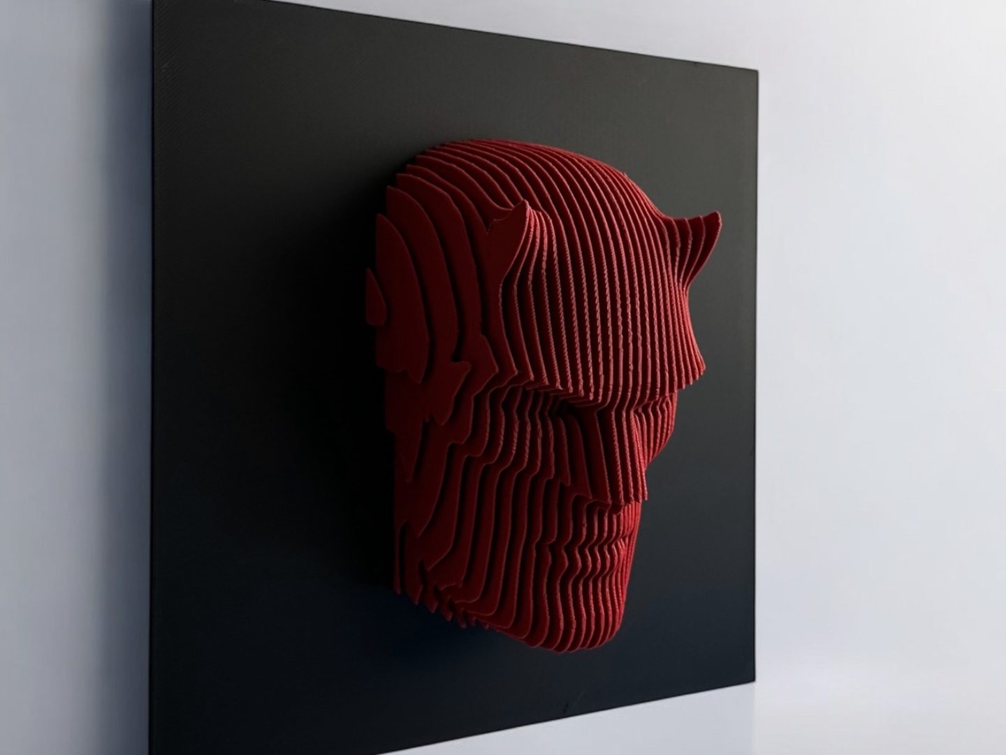 #424 Daredevil Layered Sculpture — vue 1