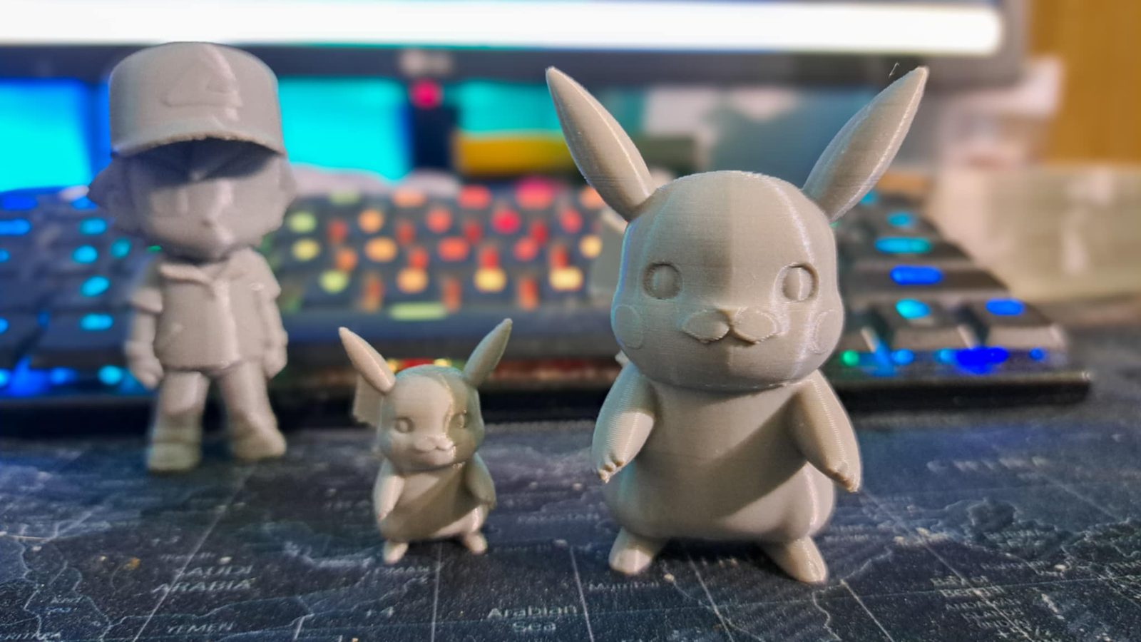 #424 Lets go Pikachu! two sizes-SMALL and LARGE — vue 4