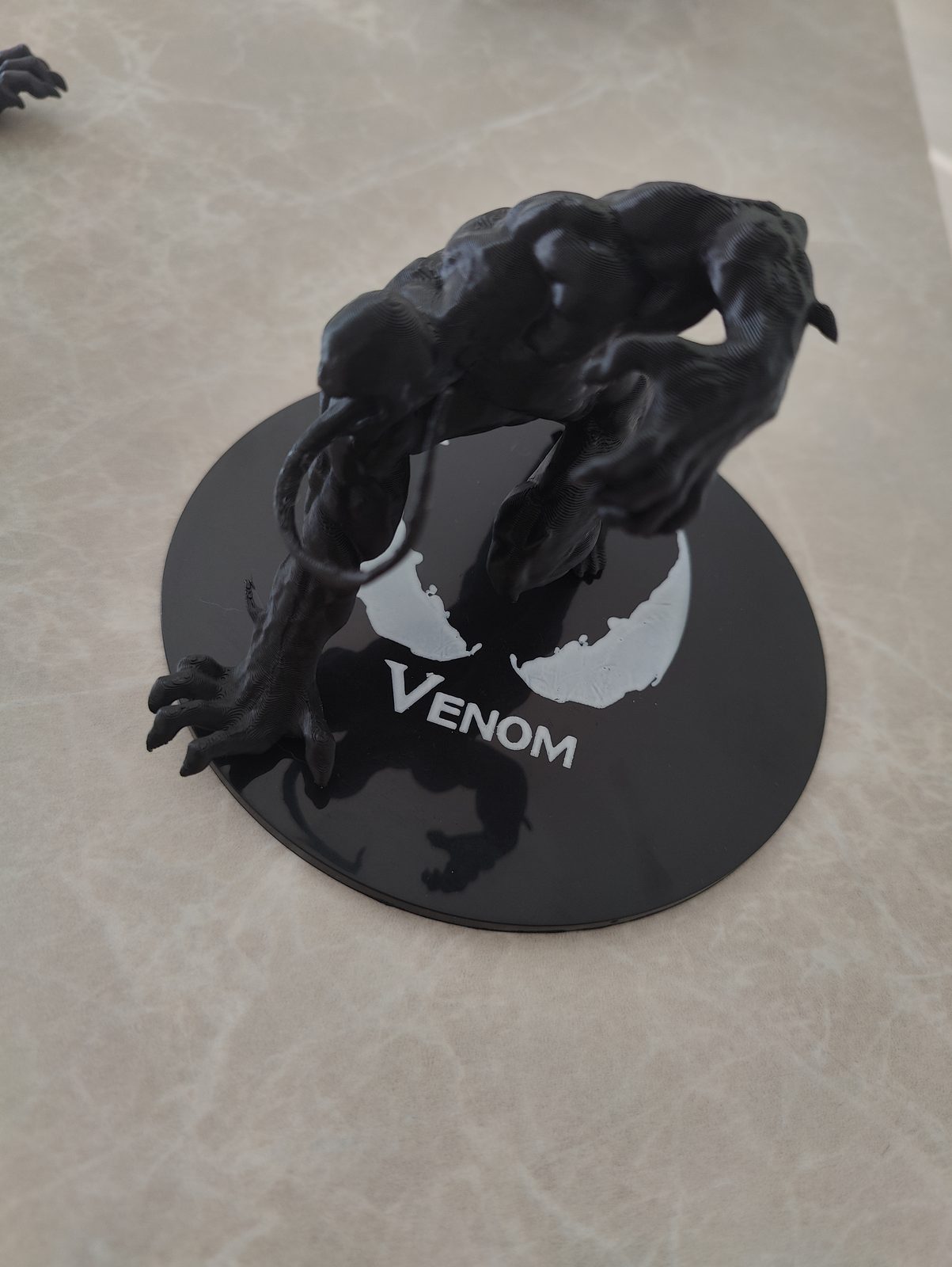 #425 Venom Marvel Held Monster — vue 3