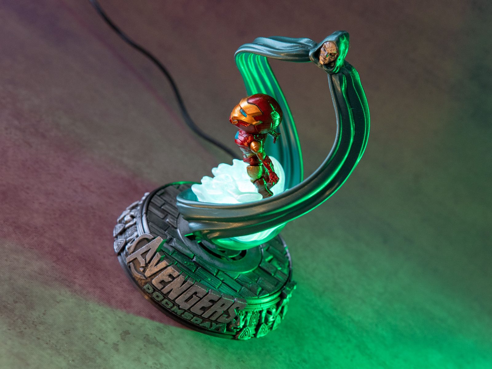#444 Mini Ironman x Dr. Doom Stand (Maglev) - Marvel — vue 8