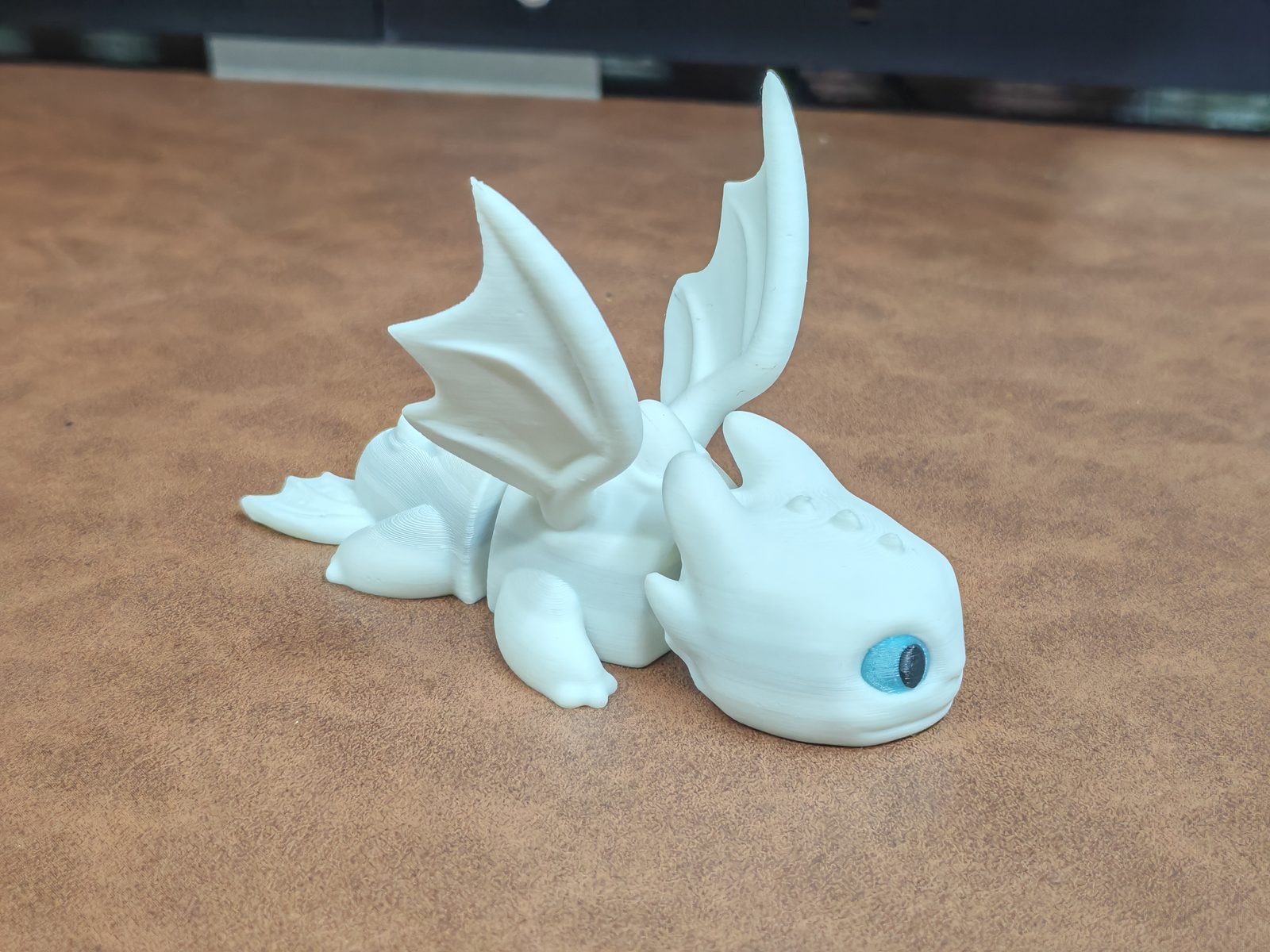 #450 Toothless Dragon-Light Fury (Keychain) — vue 2