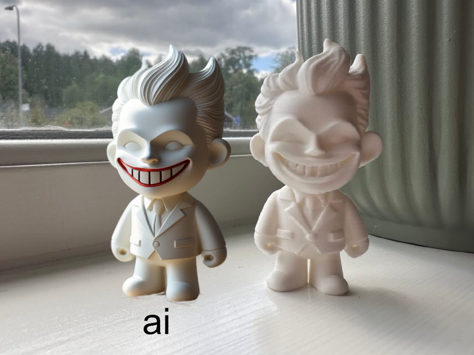 #467 Twisted Joker DeskBuddy — vue 2