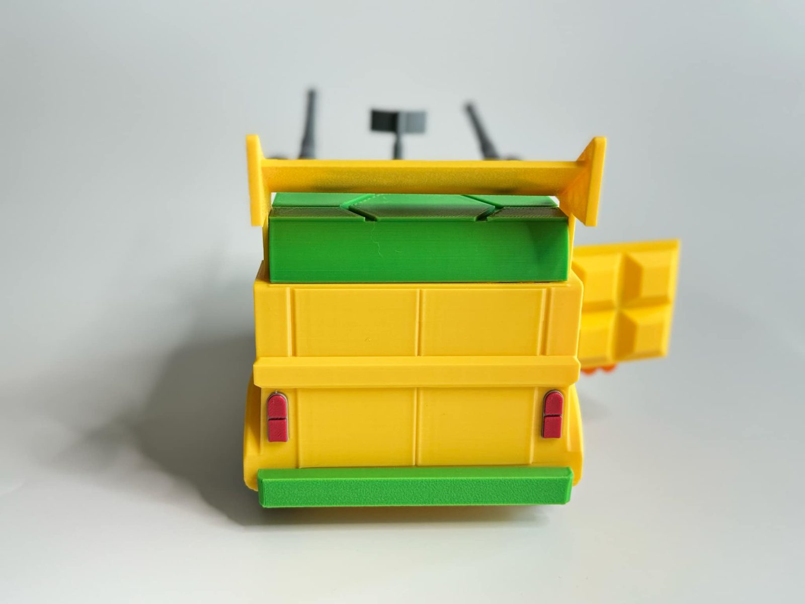 #495 Ninja Turtles Party Wargon (Turtle van) Coin Bank — vue 10