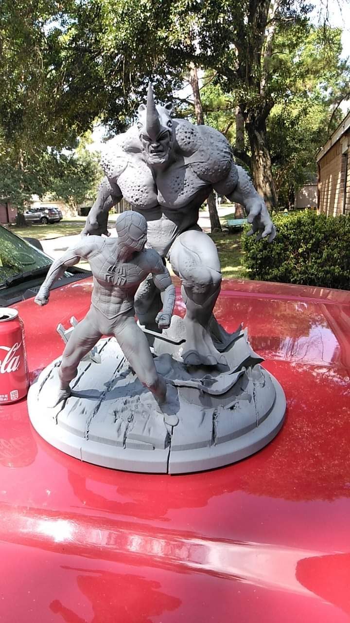 #507 Fragmintz RHINO VS SPIDERMAN — vue 2