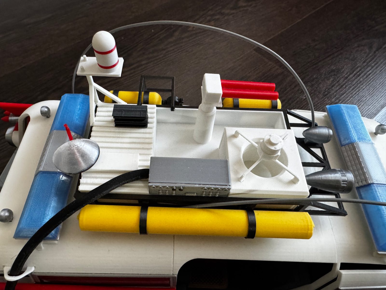 #513 Ecto 1 Model Car — vue 11