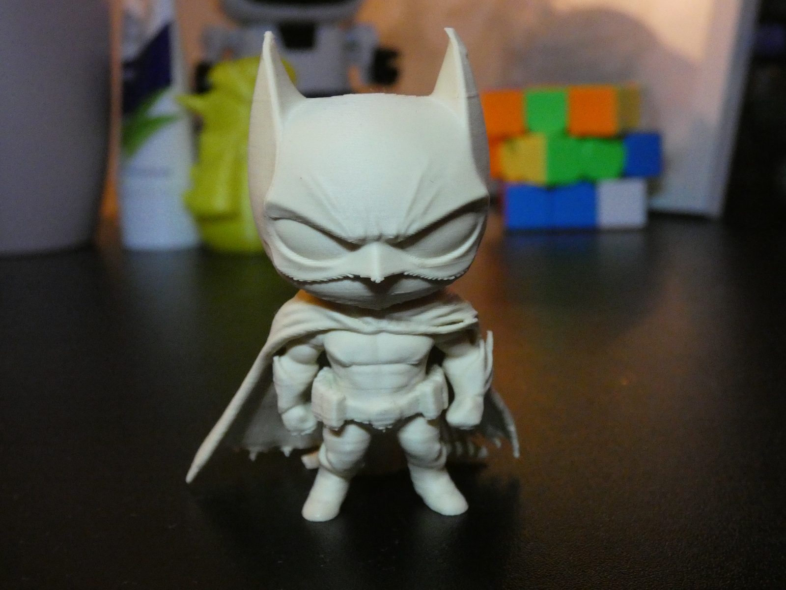 #532 Chibi Batman Statue - Cute Superhero Figure — vue 3