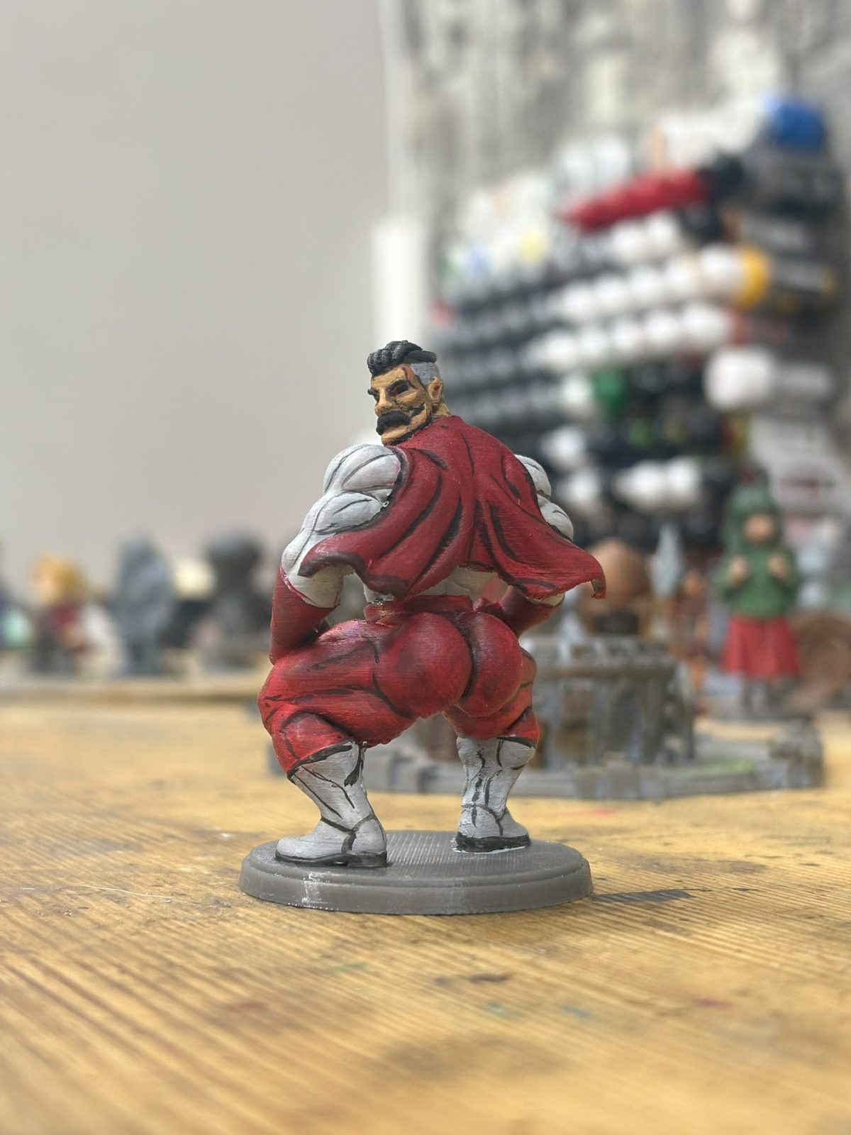 #535 OmniMan Thicc Edition – Meme Miniature STL — vue 3