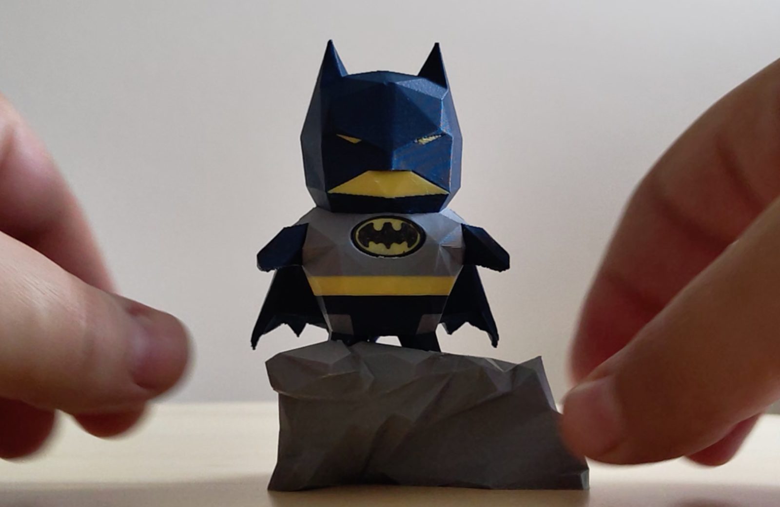 #559 70's Poly Batso on the Rocks — vue 1