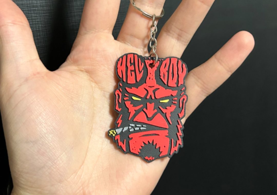 #560 Hellboy Keychain — vue 1