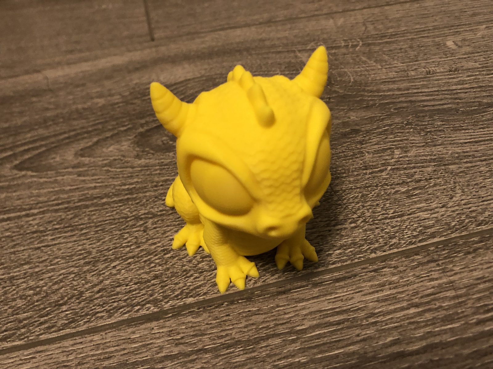 #564 Adorable Baby Dragon No Supports — vue 12