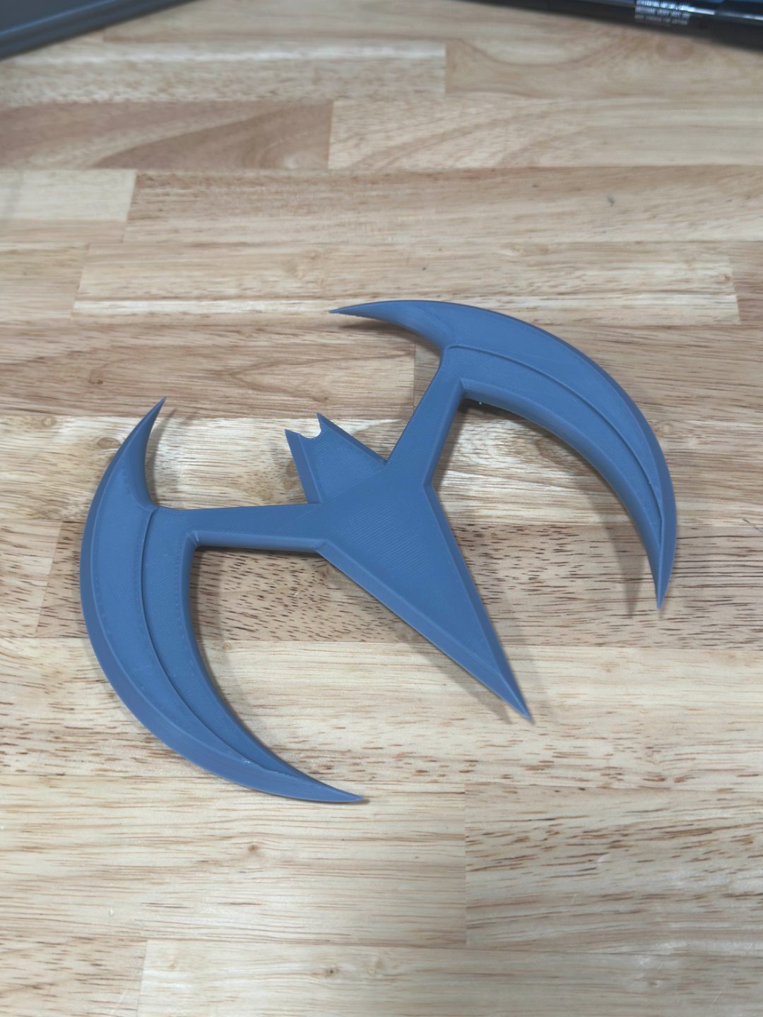 #568 Batman Beyond Batarang — vue 5