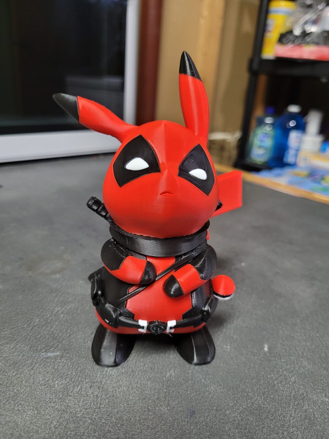 #603 4 Color Pikachu Deadpool, AKA PikaPool, DeadChu — vue 1