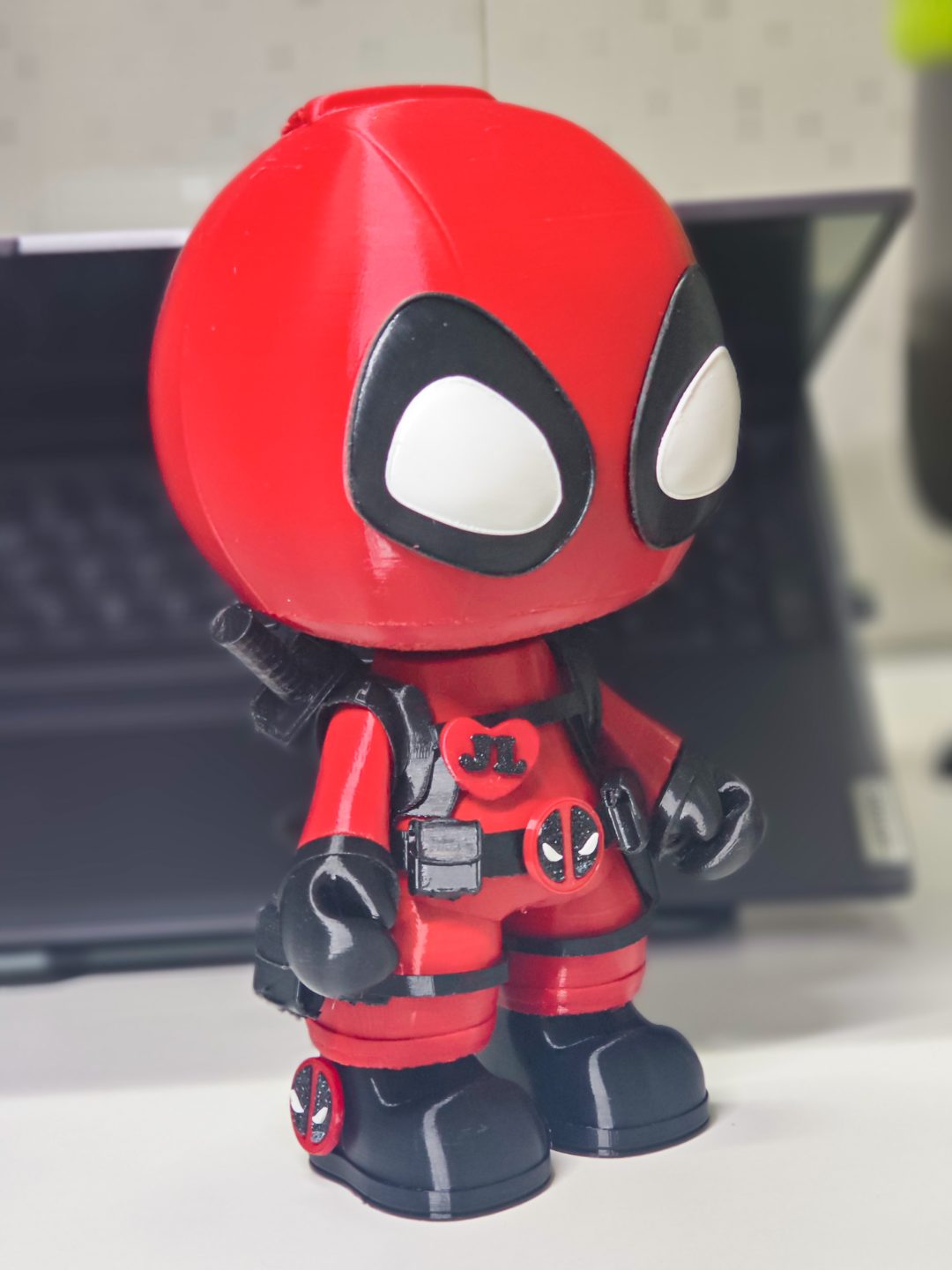 #635 AMS Q DeadPool — vue 4
