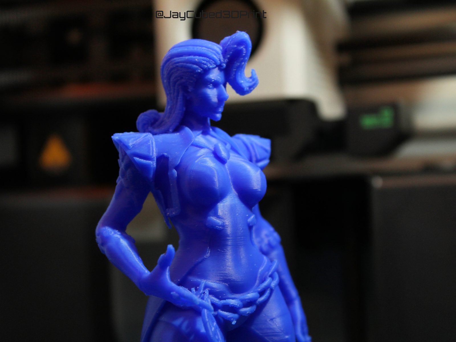 #642 Emma Frost - Fan Art Sculpture — vue 7
