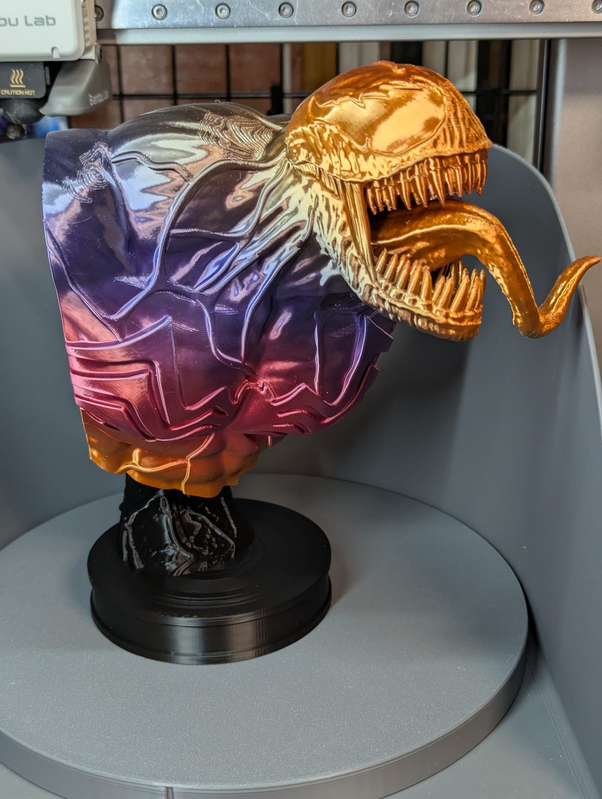 #654 Venom Bust — vue 2