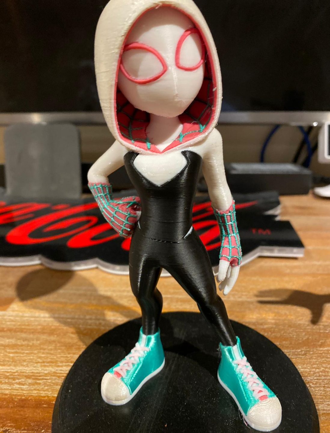 #692 Spider Gwen — vue 2