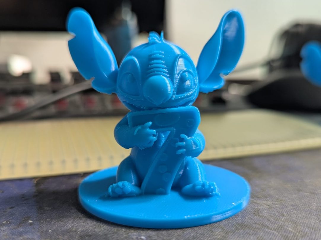 #713 Stitch Age 7 Birthday Topper — vue 1
