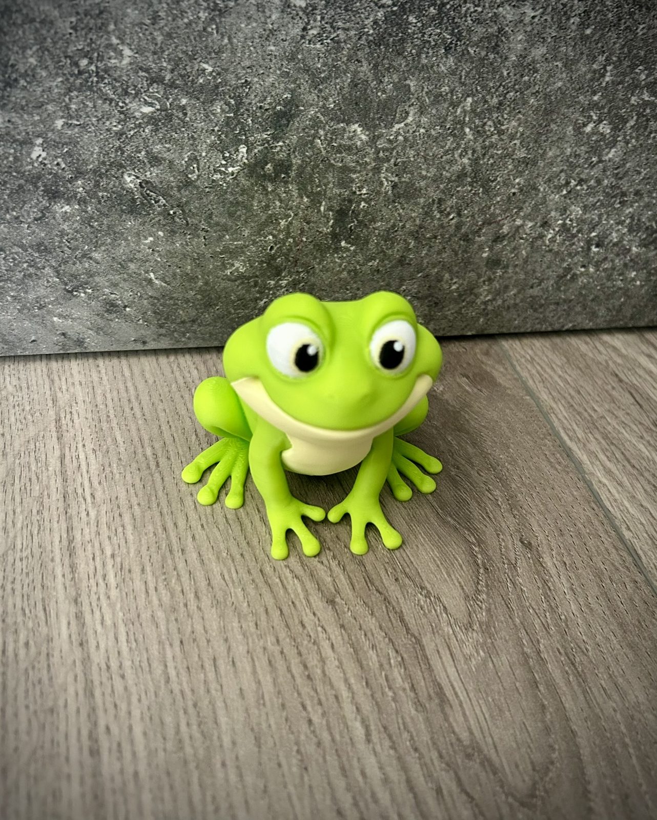 #751 Happy Cute Frog Toy Figurine AMS — vue 4