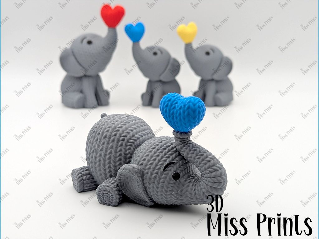 #754 Knitted Elephant Blowing Heart (No2) — vue 10