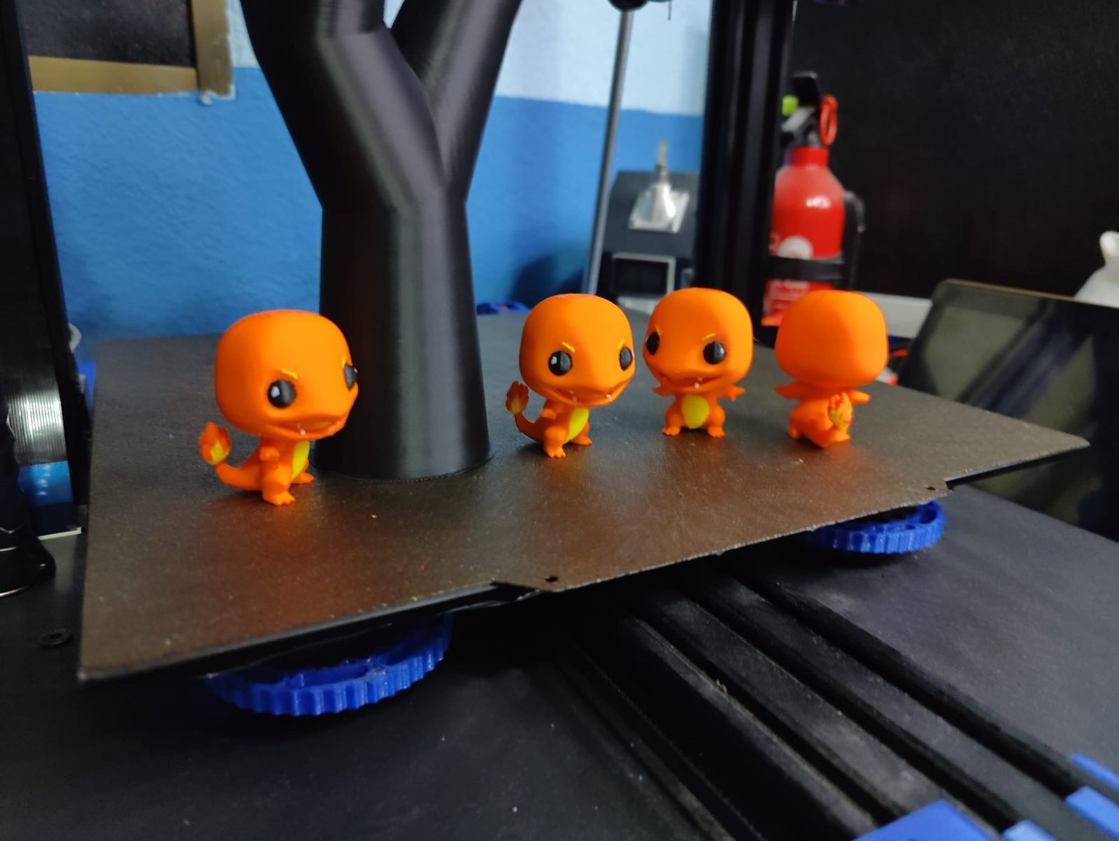 #789 Charmander Funko 4 colores — vue 9