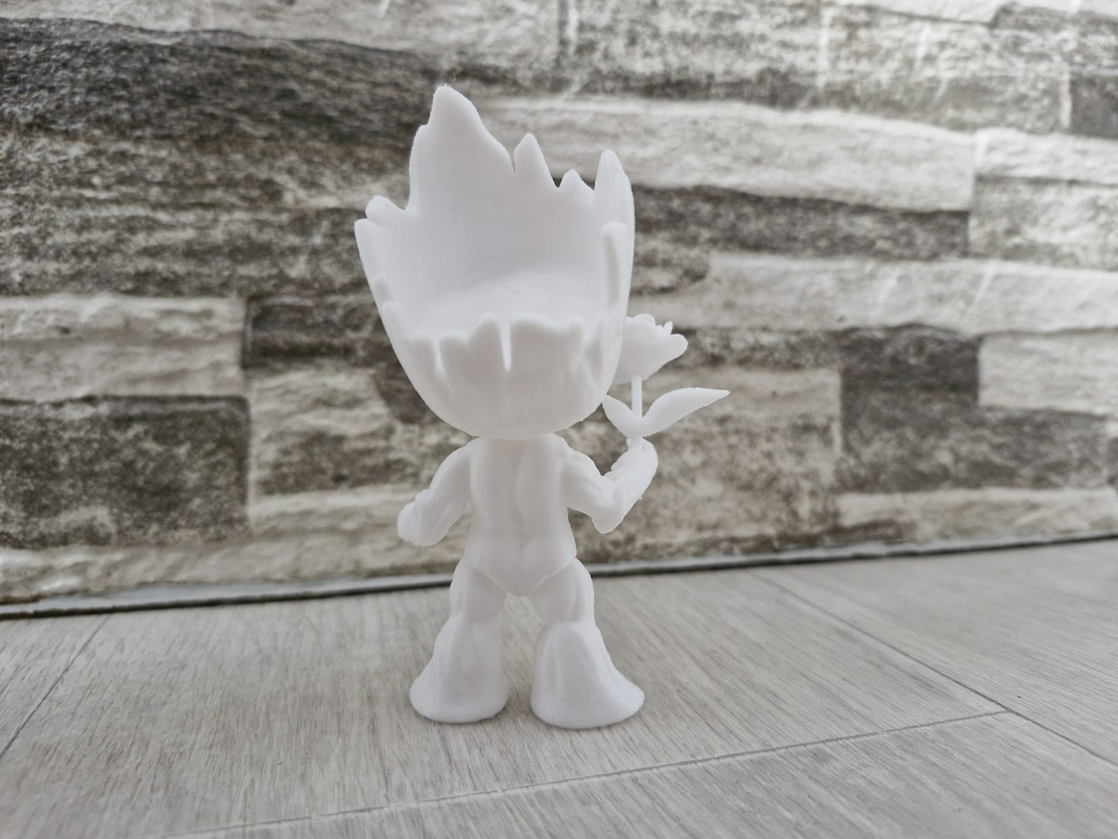 #793 3D Printed Teenage Groot with Flower — vue 6