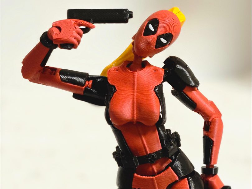 Articulated DeadPool Lady Figure AMS Not Required — vue 1