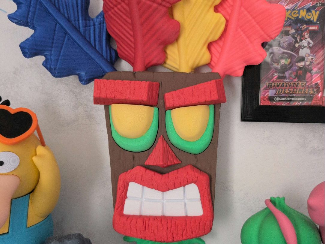 Crash Bandicoot Aku Aku Mask — vue 1