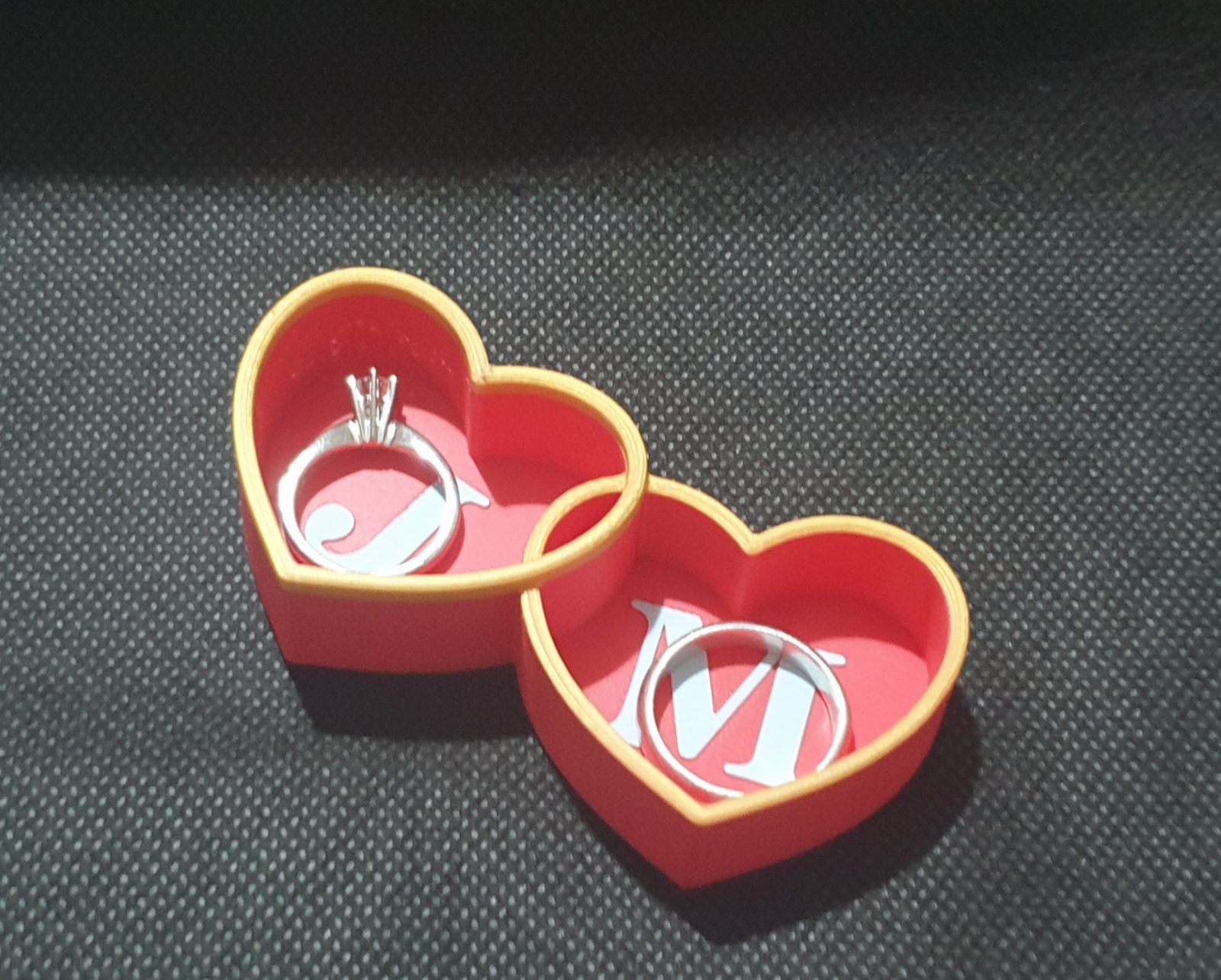 Customizable Rings Case — vue 1