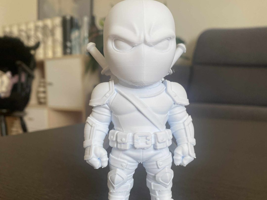 Deathstroke chibi style — vue 1