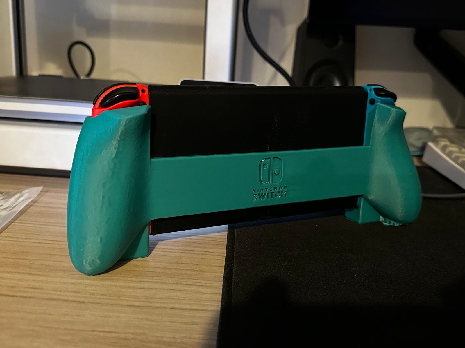 Ergonomic grip for Nintendo Switch and oled version — vue 1