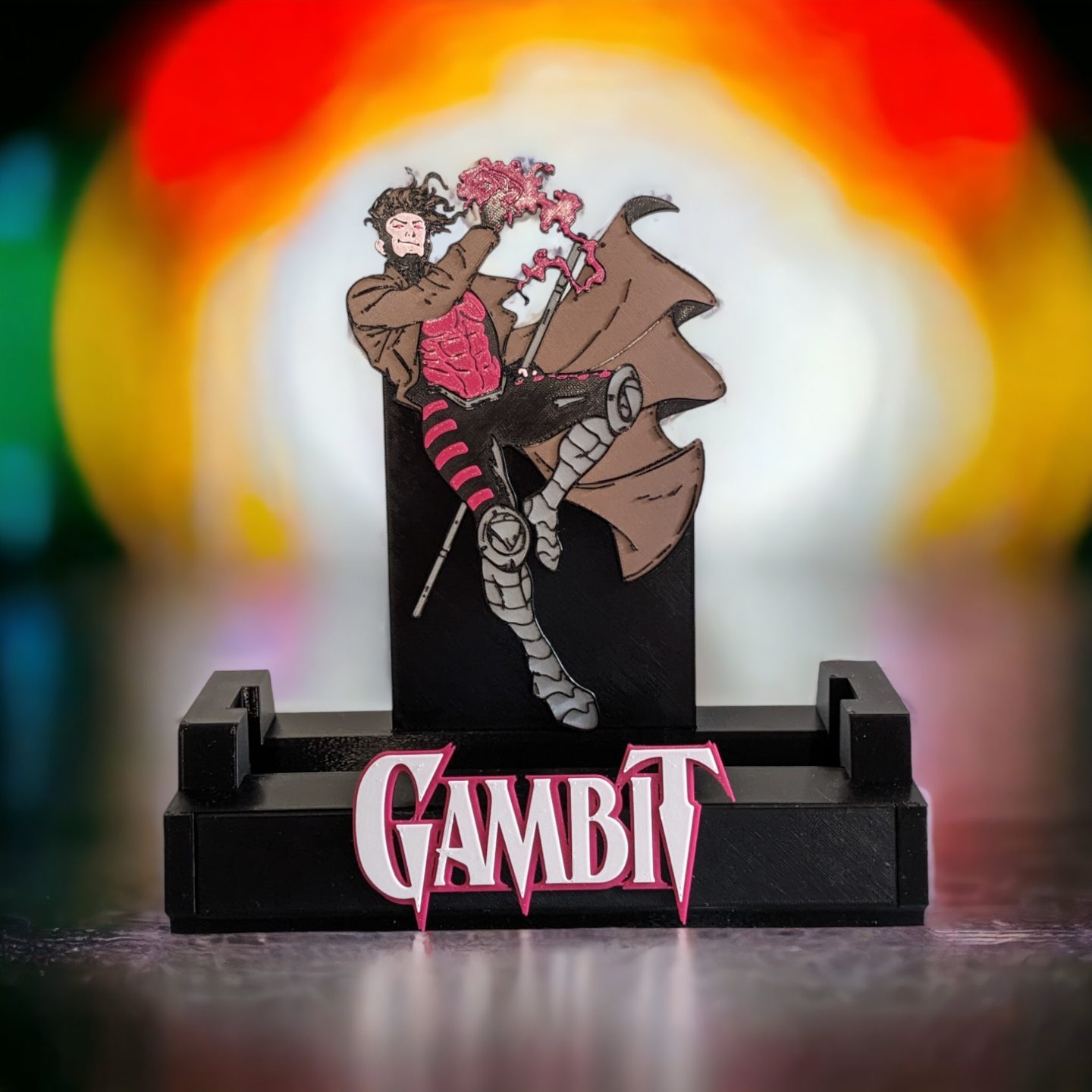 Gambit Comic Book Stand and Logos — vue 1