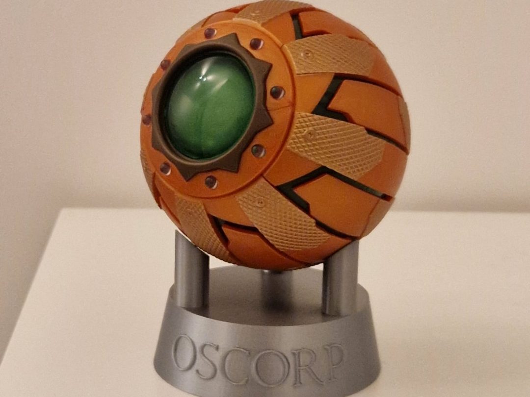 Green Goblin Pumpkin Bomb Hasbro STAND Spider-man — vue 1