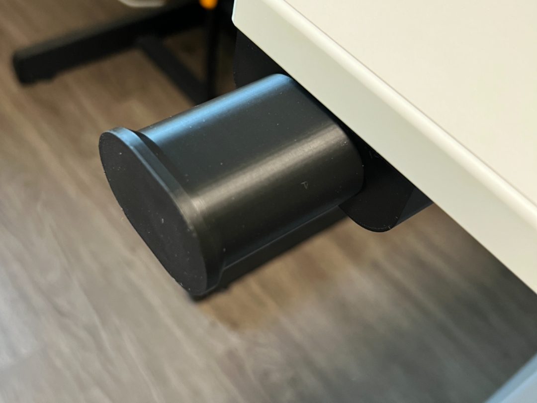 Headphones holder for desk — vue 1