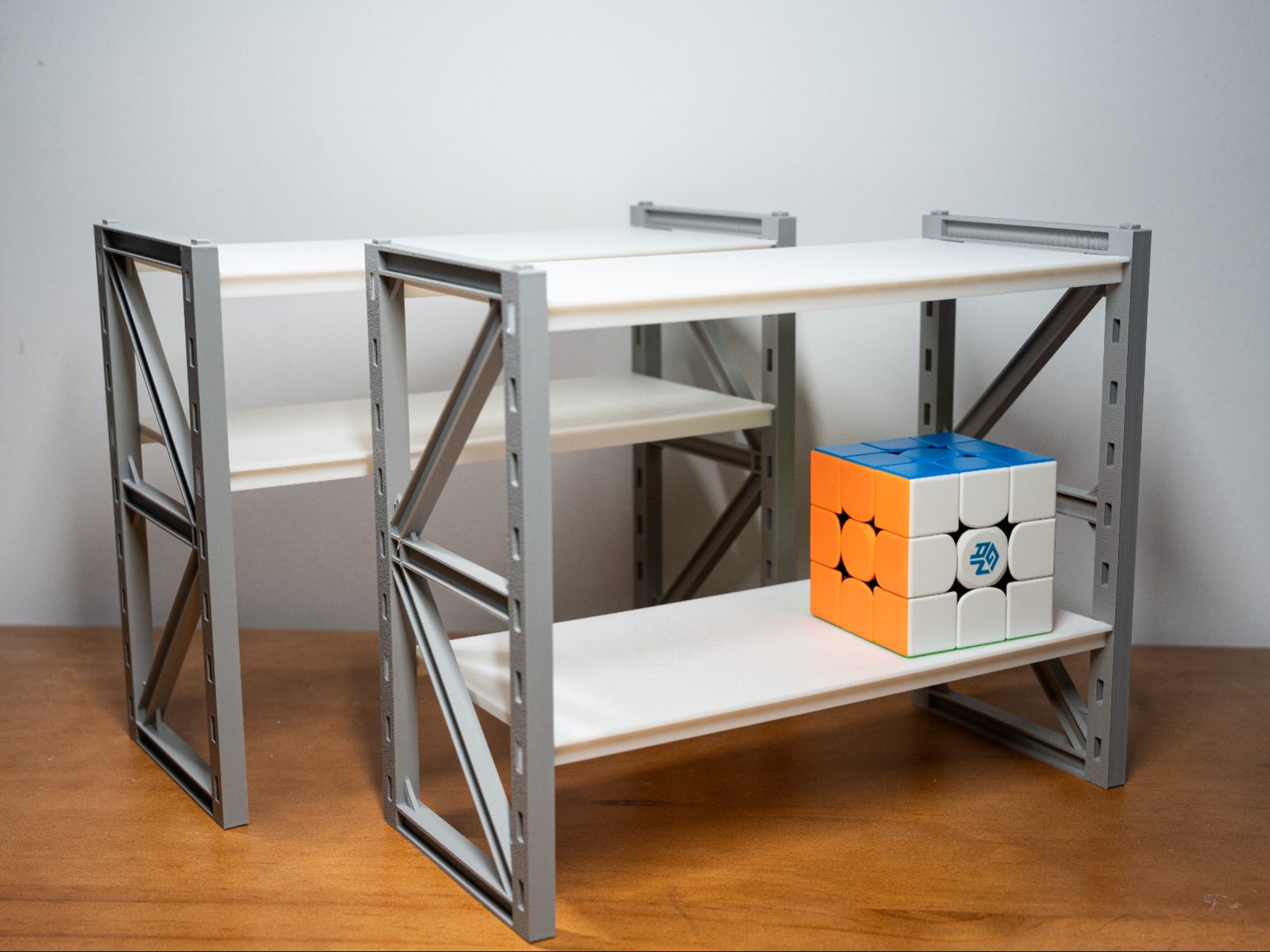 可调高度置物架 height-adjustable shelf — vue 1