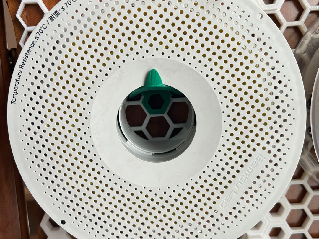 Honeycomb Storage Wall/HSW Spool Holder V2 — vue 1