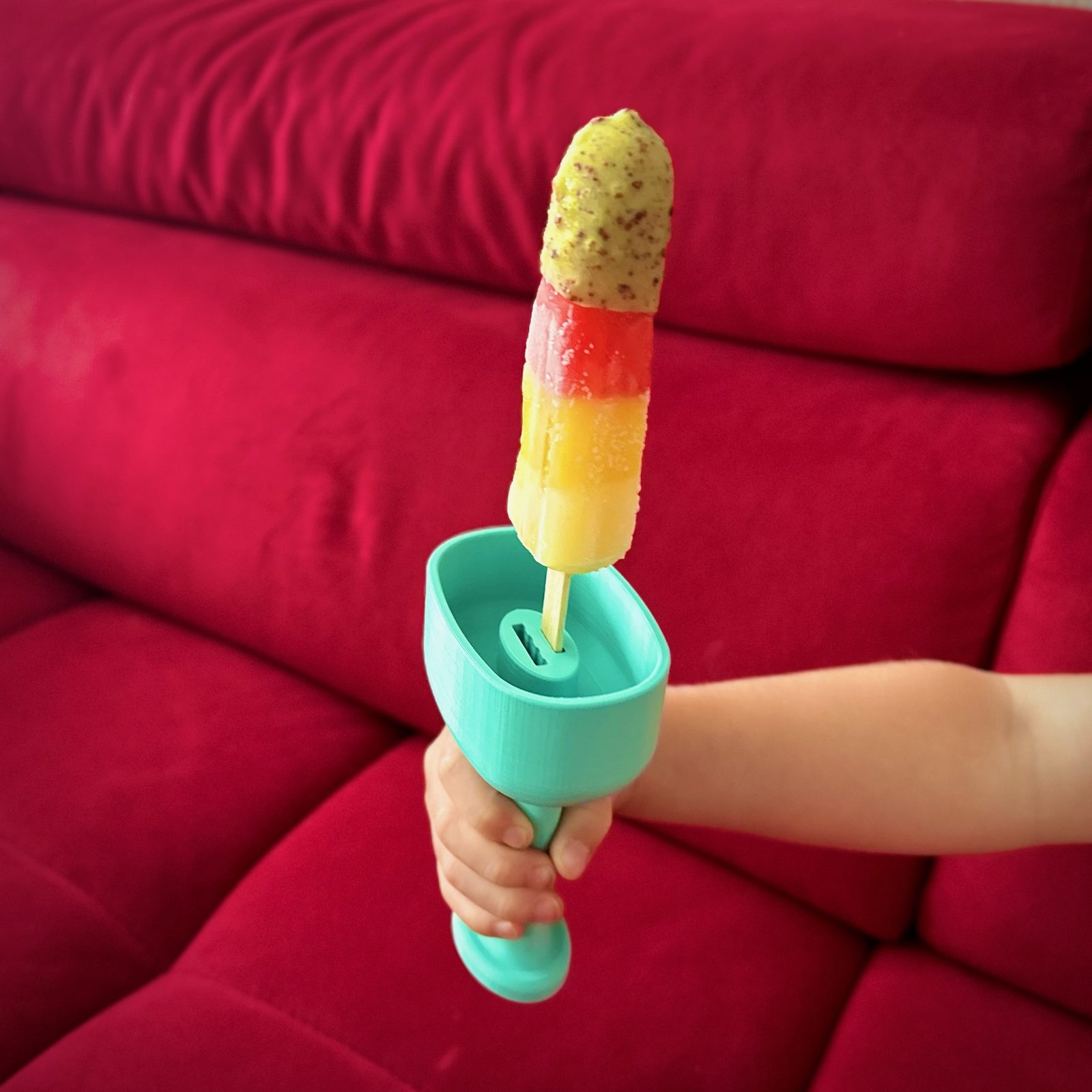 Ice cream handle and drip guard for kids — vue 1