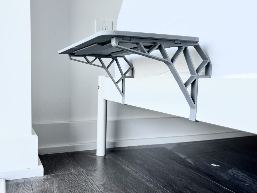Ikea bed side table — vue 1