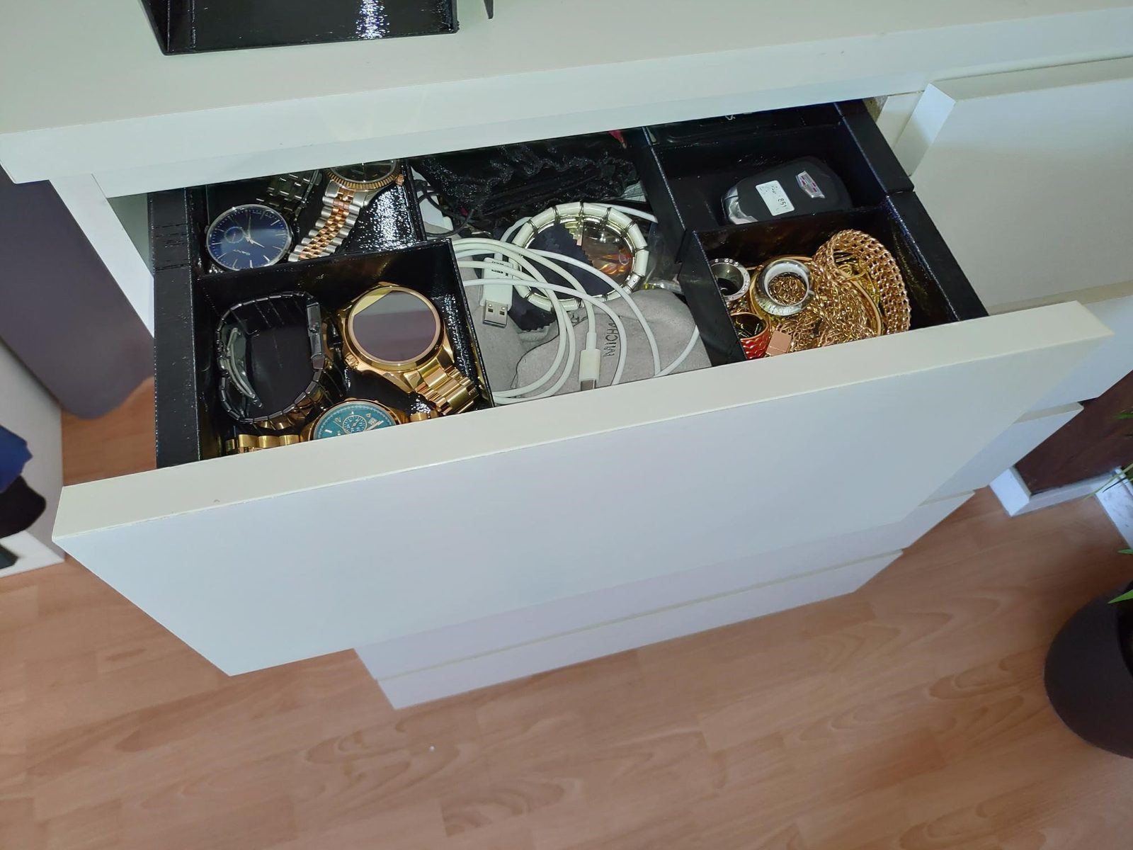 IKEA MALM additional space — vue 1