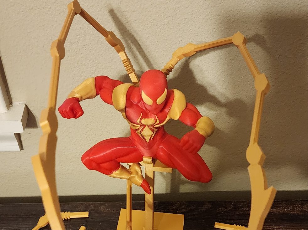 Iron Spider-Man Aerial Punch — vue 1