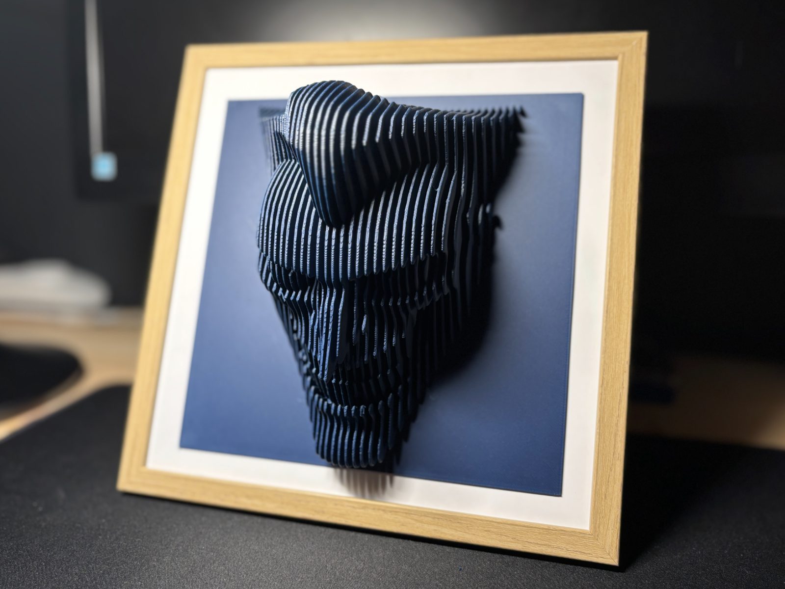 Joker layered sculpture — vue 1