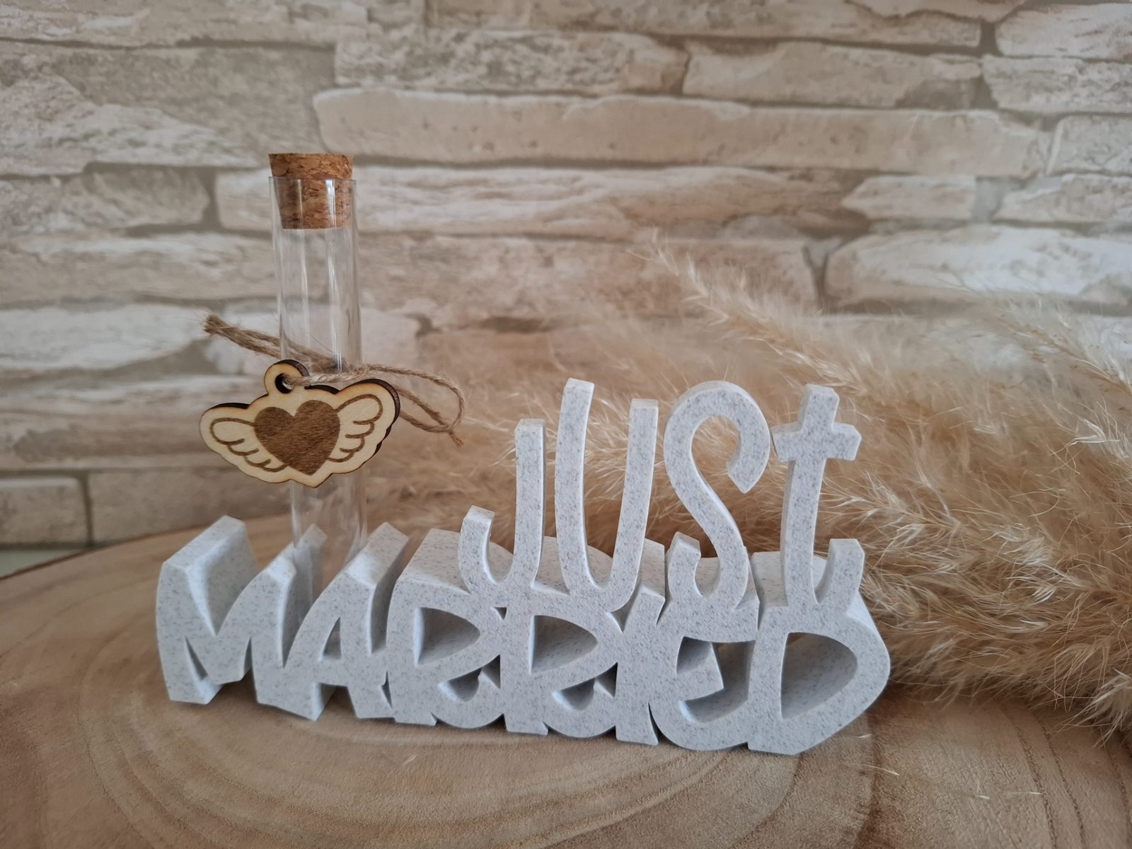 Just Married Schriftzug mit Halter für Reagenzglas — vue 1