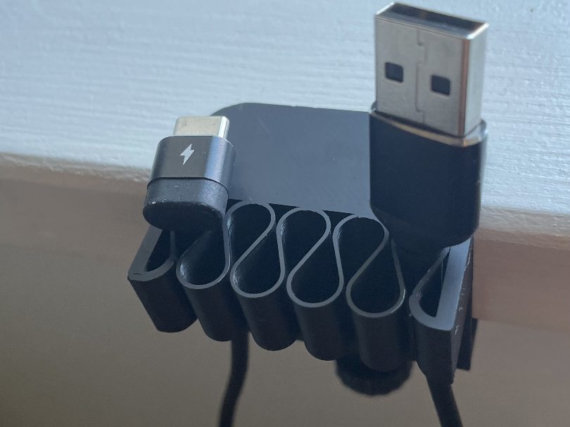 Kabelhalter Clamp-on Cable Organizer with screw — vue 1