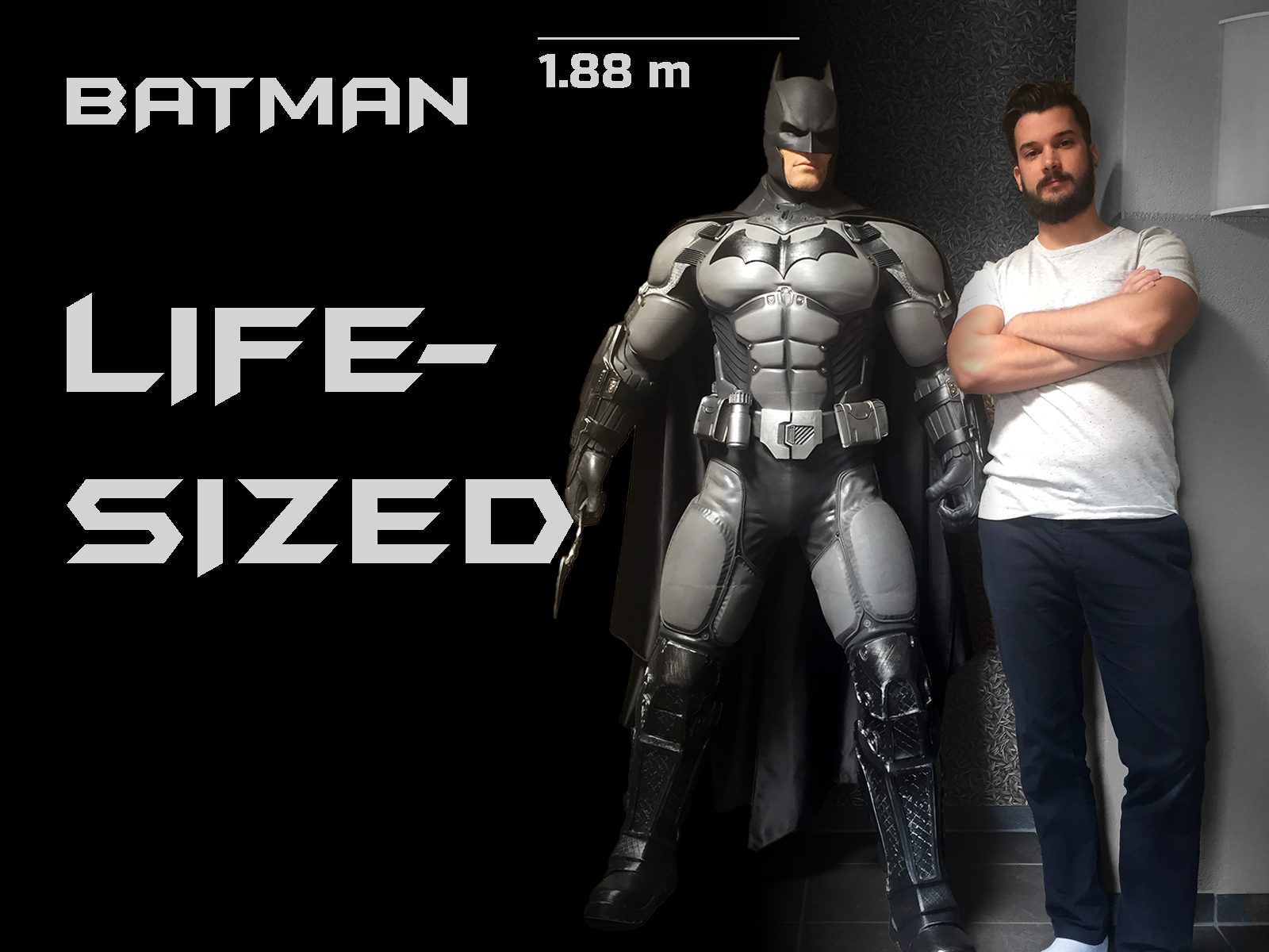 LIFESIZED Batman Statue — vue 1