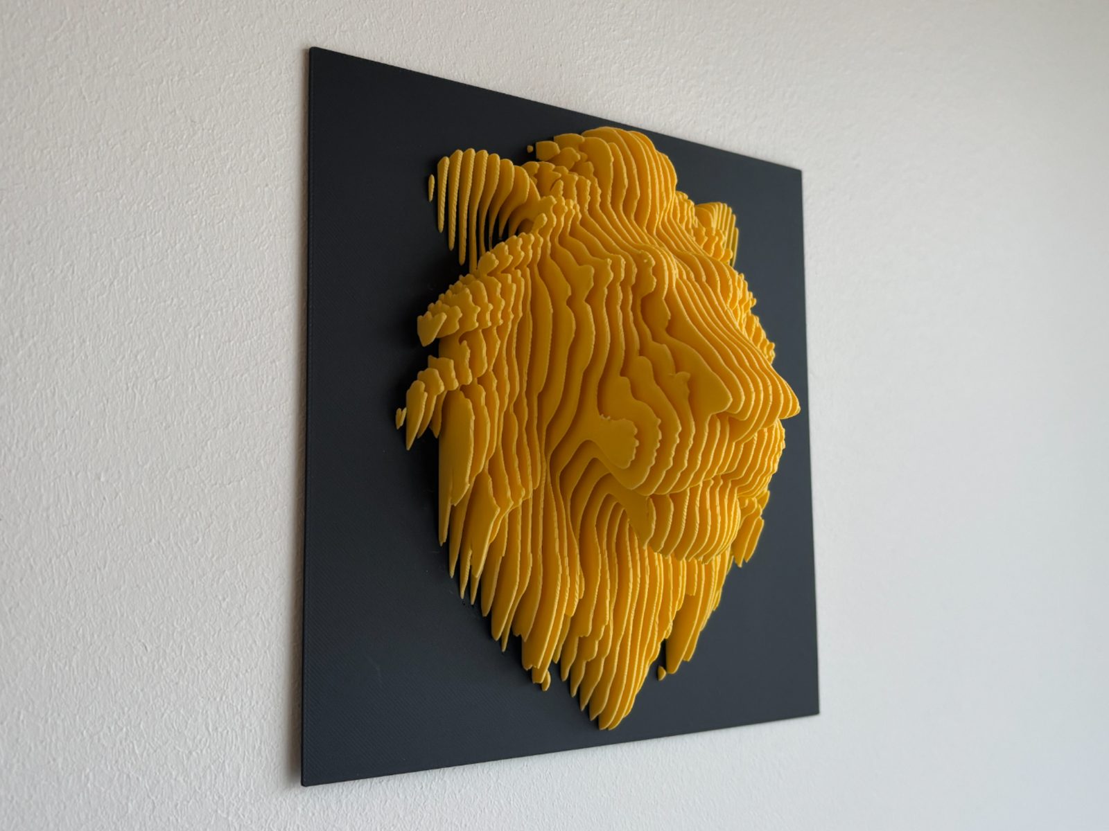 Lion Head Layered Sculpture — vue 1